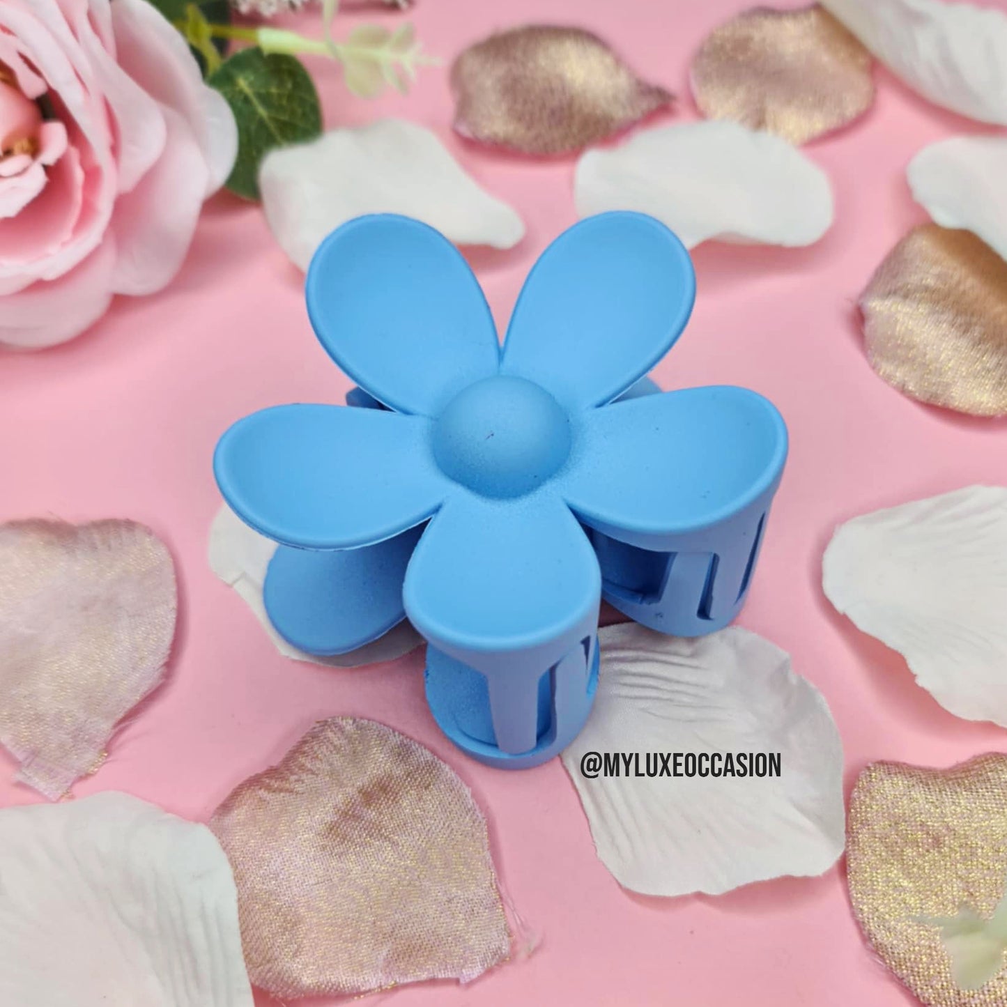 light blue flower hair claw clip