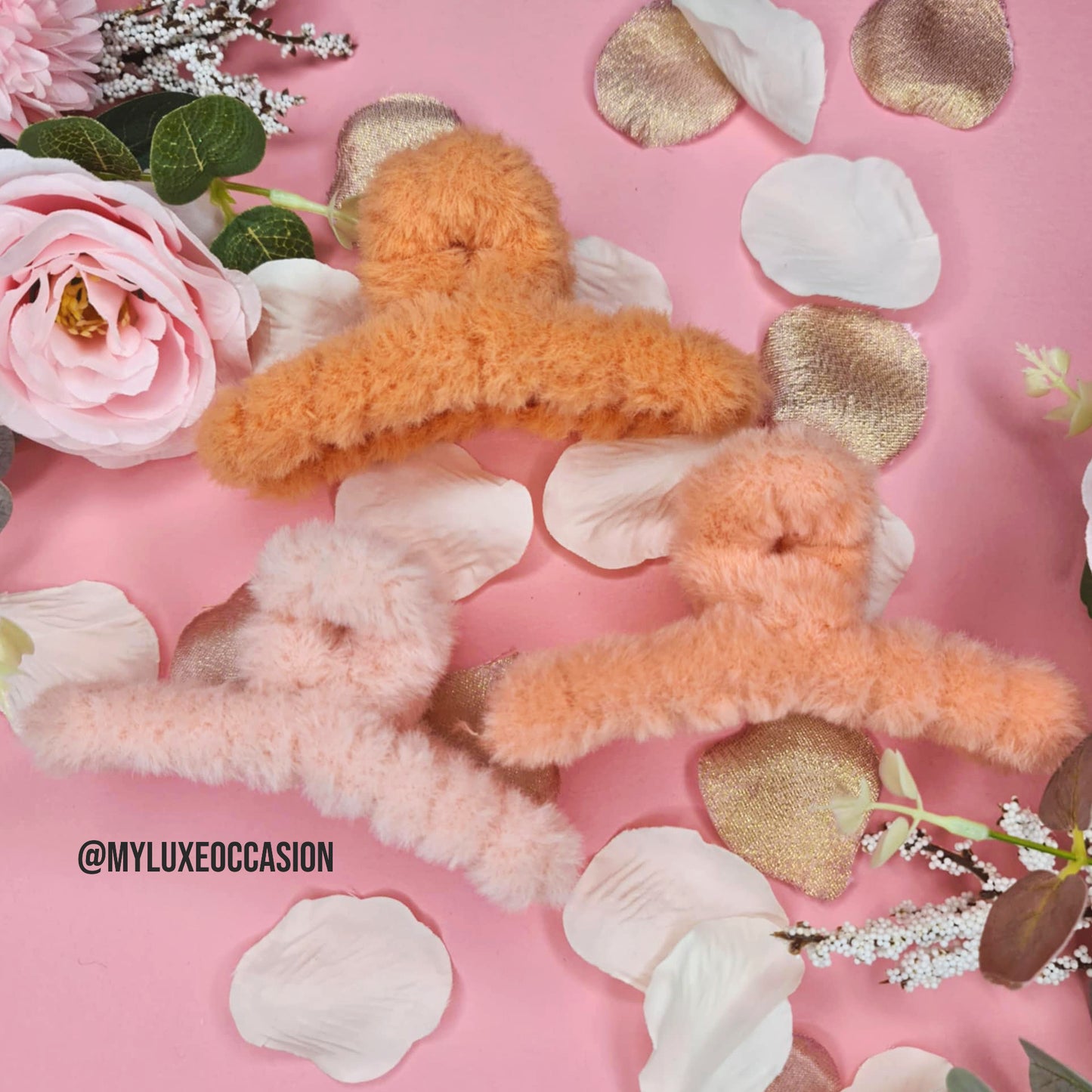 Peach Large Plush Hair Claw Clips